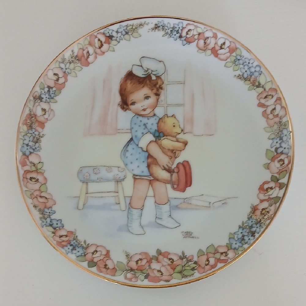 TIME FOR BED Mabel Lucie Attwell Plate Memories of Yesterday Collection 1991